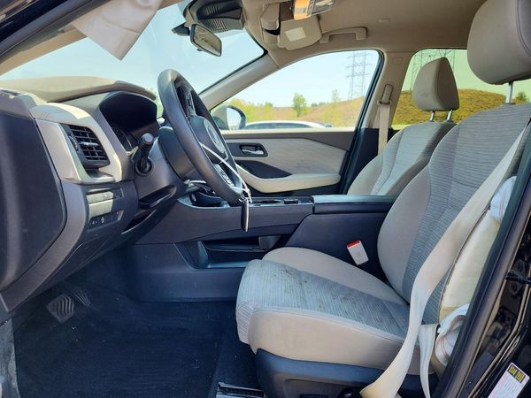 2023 NISSAN ROGUE SV — DENT