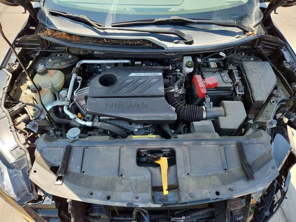 2023 NISSAN ROGUE SV — Engine bay