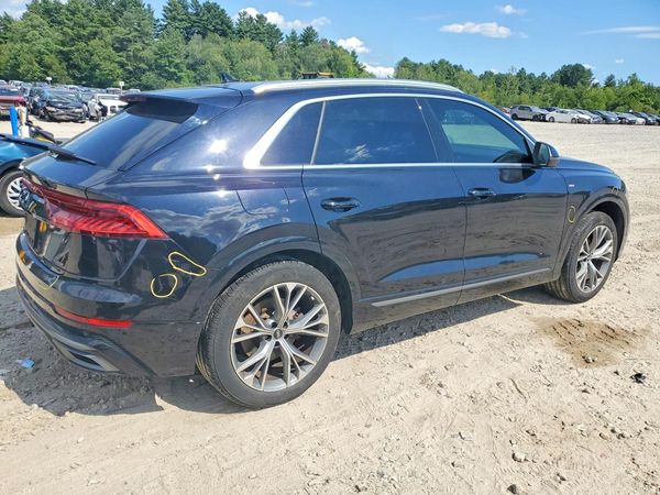 2021 AUDI Q8