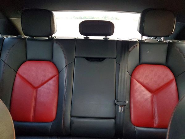 2016 PORSCHE MACAN