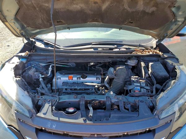 2013 HONDA CRV EX — Engine bay