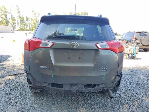 2015 TOYOTA RAV4 XLE (M Grade)