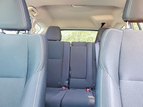 2015 TOYOTA RAV4 XLE (M Grade)