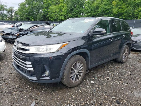 2019 TOYOTA HIGHLANDER