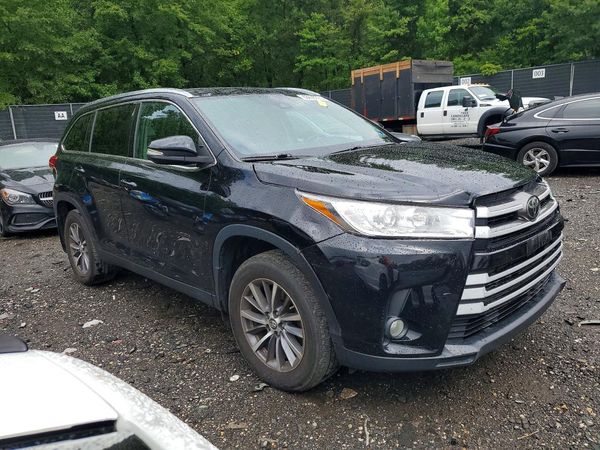 2019 TOYOTA HIGHLANDER