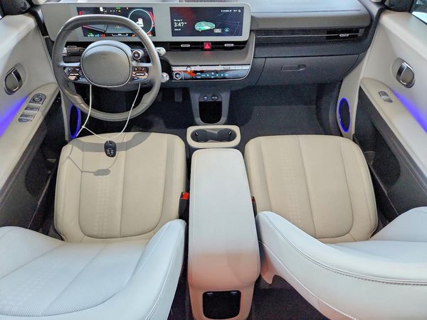 2024 HYUNDAI IONIQ