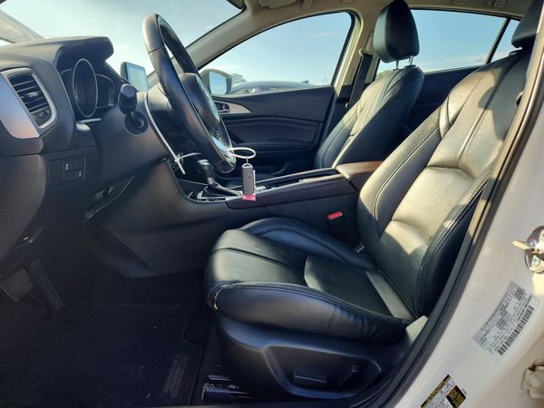 2017 MAZDA 3 Touring