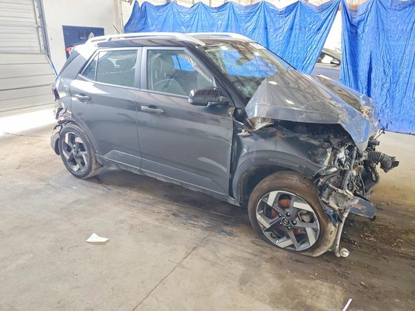 2025 HYUNDAI VENUE SEL, Limited — Passenger 3/4