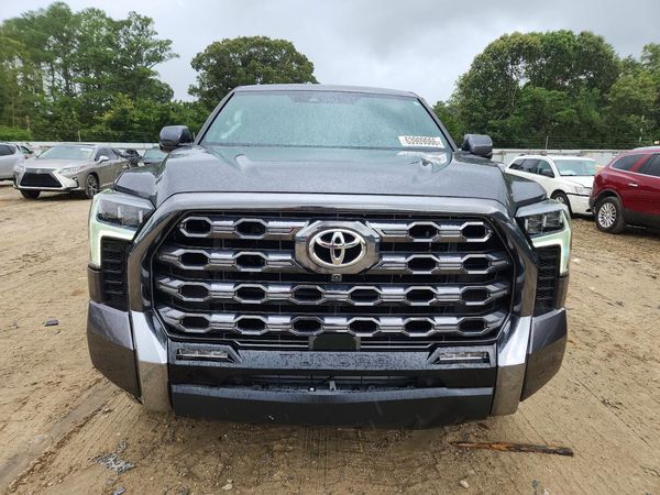2024 TOYOTA TUNDRA Platinum
