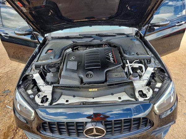 2022 MERCEDES-BENZ E