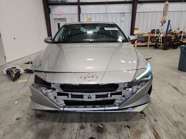 2021 HYUNDAI ELANTRA