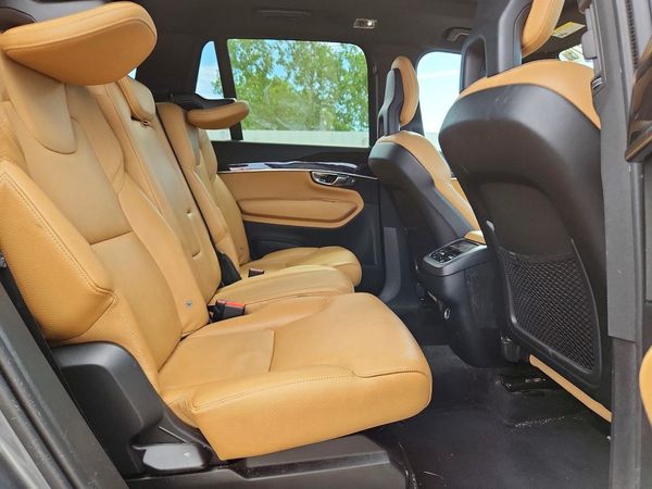 2018 VOLVO XC90