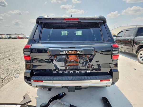 2025 TOYOTA 4RUNNER
