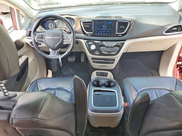 2017 CHRYSLER PACIFICA Touring L Plus
