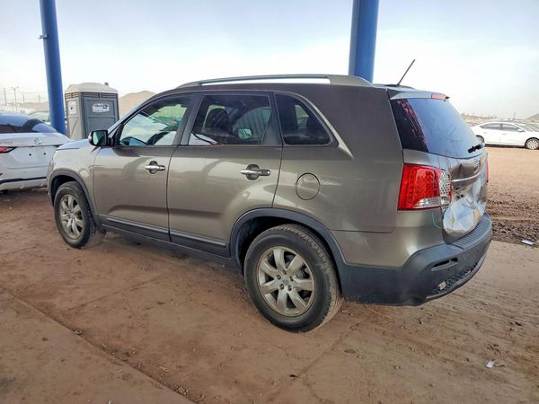 2013 KIA SORENTO Base / LX