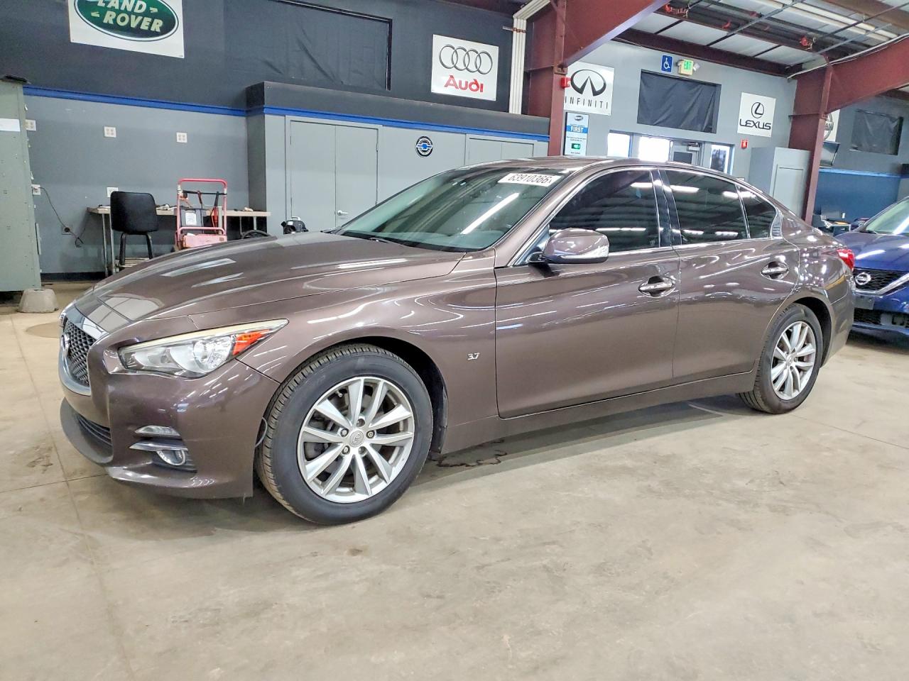 2015 INFINITI Q50