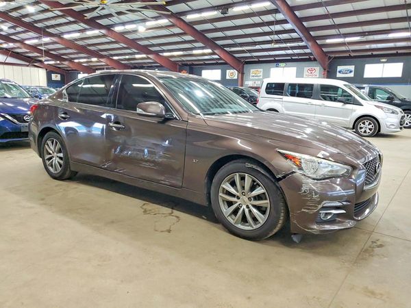 2015 INFINITI Q50
