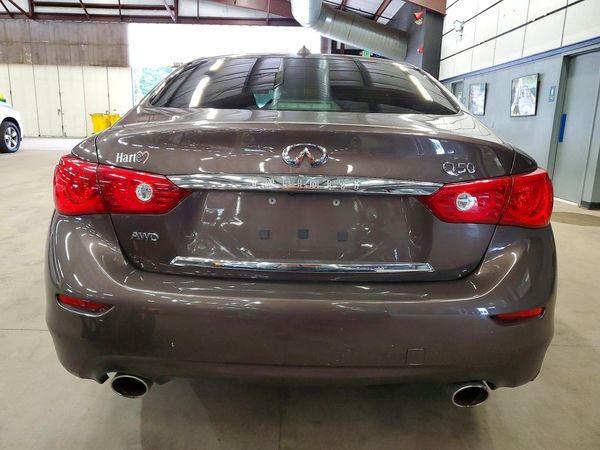 2015 INFINITI Q50