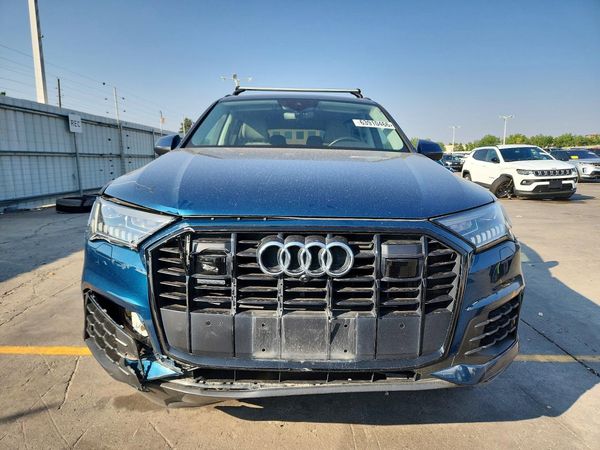 2022 AUDI Q7 quattro Premium Plus