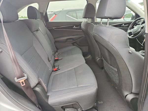 2019 KIA SORENTO L, LX, S