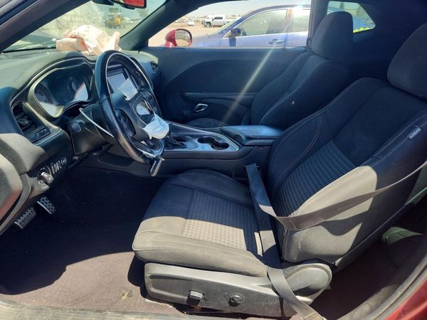 2018 DODGE CHALLENGER SXT