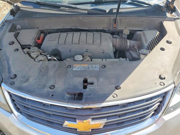2014 CHEVROLET TRAVERSE LS