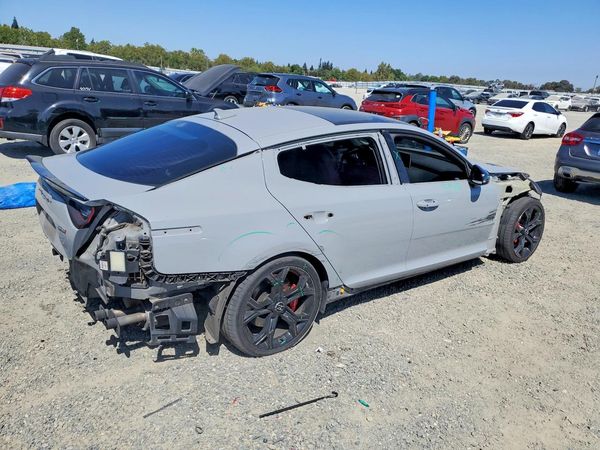 2019 KIA STINGER GT2