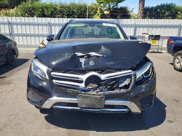 2019 MERCEDES-BENZ GLC GLC 300-4M