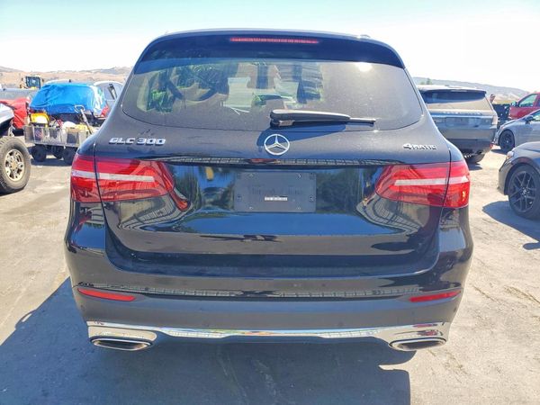 2019 MERCEDES-BENZ GLC GLC 300-4M