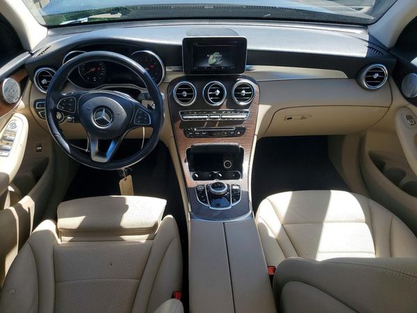 2019 MERCEDES-BENZ GLC GLC 300-4M