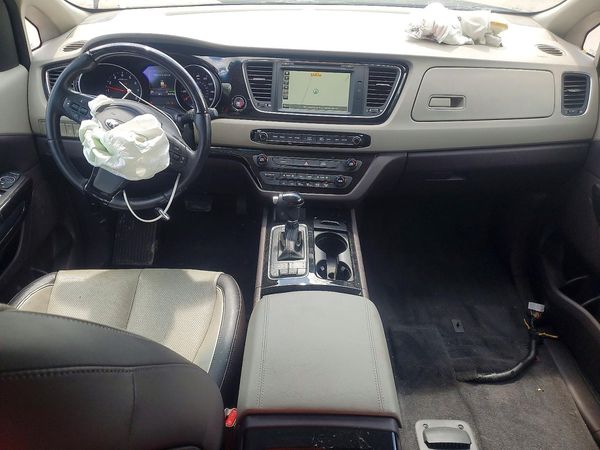 2015 KIA SEDONA