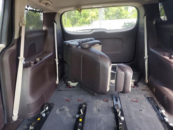 2015 KIA SEDONA