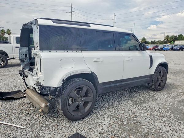 2025 LAND ROVER DEFENDER
