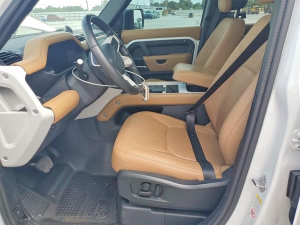 2025 LAND ROVER DEFENDER