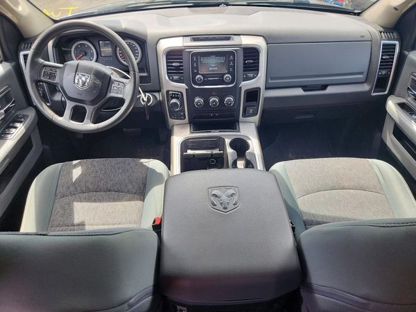 2018 RAM 1500 SLT