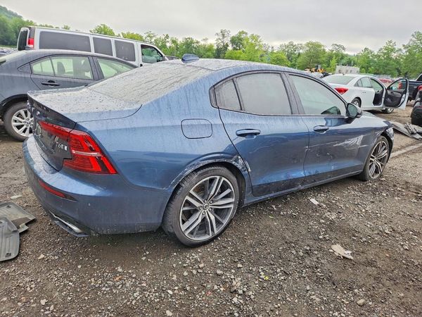 2019 VOLVO S60