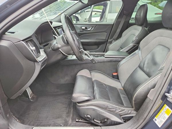 2019 VOLVO S60