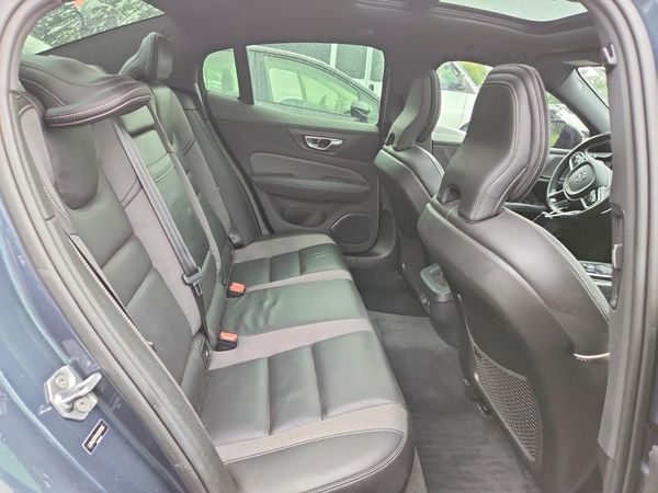 2019 VOLVO S60