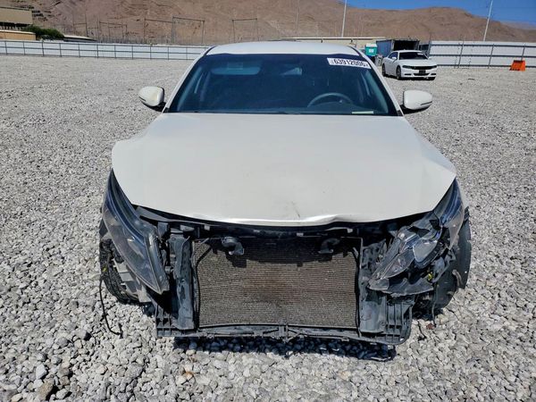 2015 KIA OPTIMA GL - Middle-low