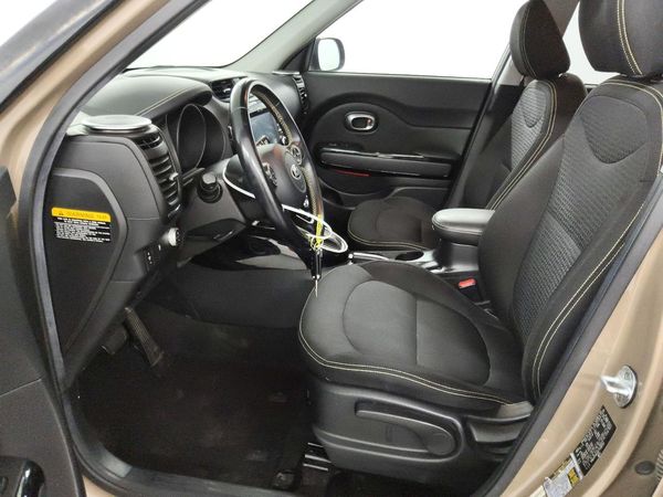 2015 KIA SOUL GLS(Middle grade) — DENT