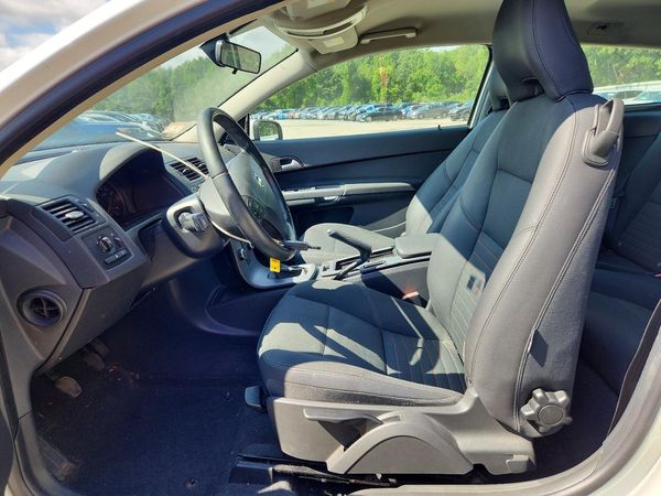 2012 VOLVO C30