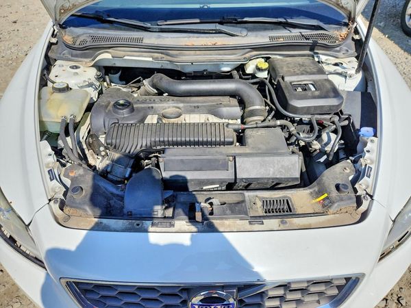 2012 VOLVO C30
