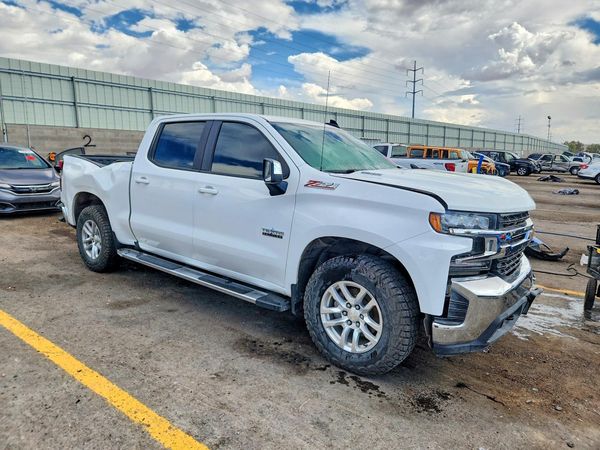 2020 CHEVROLET SILVERADO LT