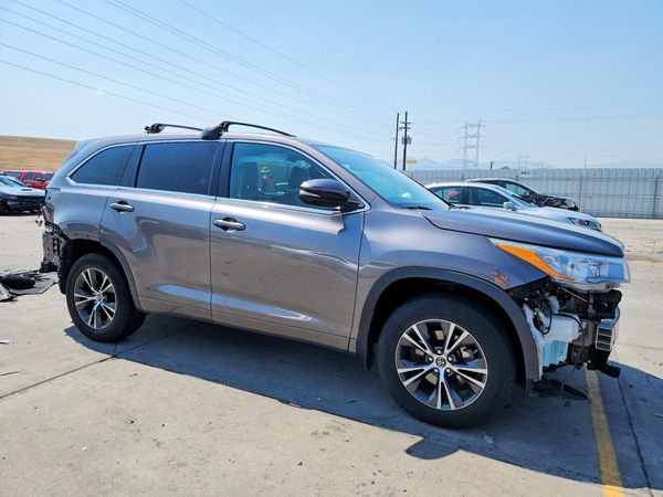 2016 TOYOTA HIGHLANDER Base/Hybrid