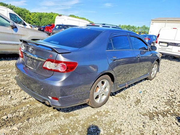 2012 TOYOTA COROLLA