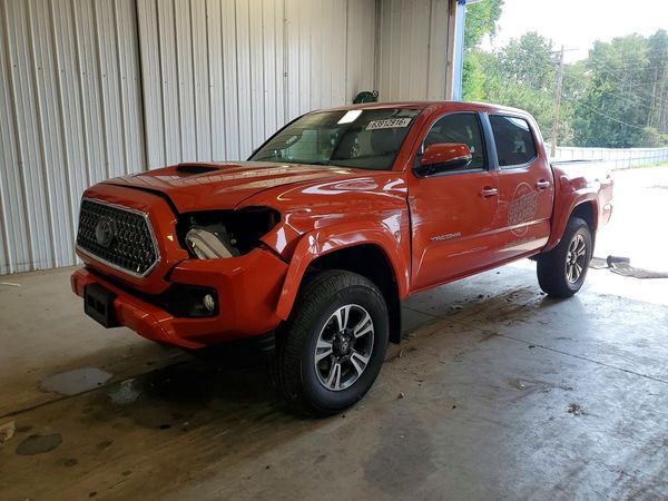 2018 TOYOTA TACOMA