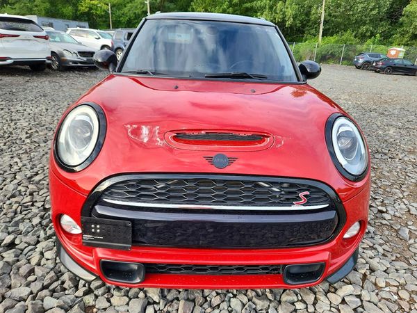 2017 MINI COOPER