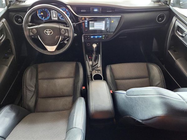 2017 TOYOTA COROLLA