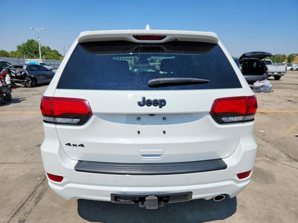 2021 JEEP GRAND CHEROKEE LAREDO 4X4