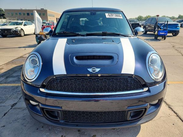 2013 MINI COOPER